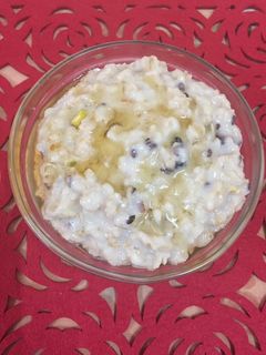 ஓட்ஸ் காலை உணவு (Oats kaalai unavu recipe in tamil) செய்முறை முக்கிய புகைப்படம்