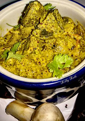 A picture of Mushroom in mustard gravy.