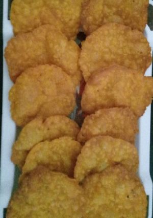તીખી પૂરી રેસીપી મુખ્ય ફોટો
