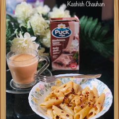 A picture of 🍝Pasta in Creamy Mushroom Sauce.