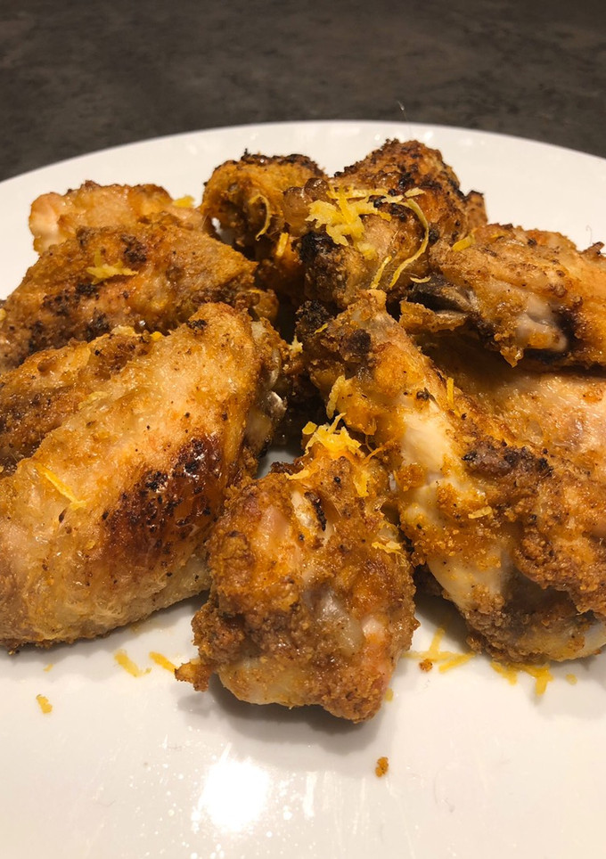 Una foto de Alitas de Pollo crujientes al horno