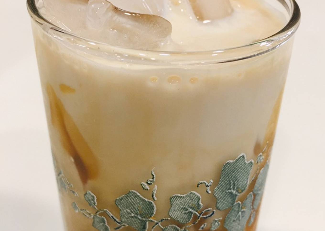 Kopi susu caramel