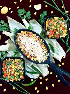 કોર્ન ભેળ (Corn Bhel Recipe In Gujarati) રેસીપી મુખ્ય ફોટો