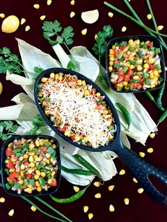 કોર્ન ભેળ (Corn Bhel Recipe In Gujarati) રેસીપી મુખ્ય ફોટો