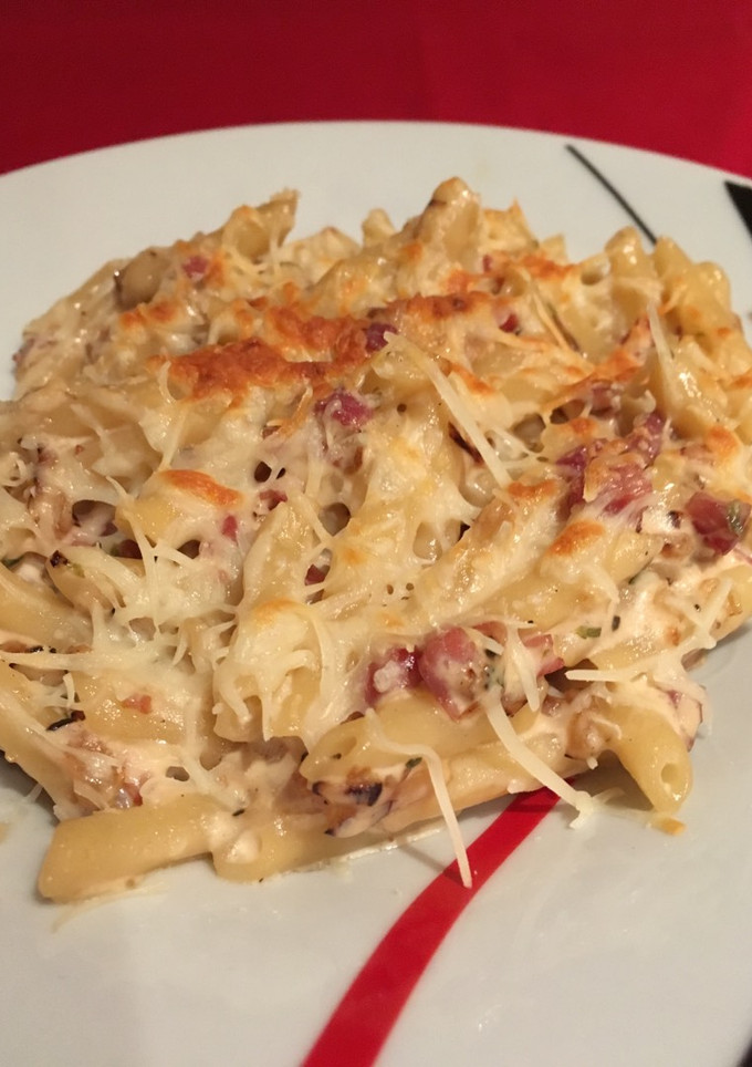 Una foto de Macarrones a la carbonara
