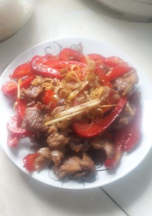 Hình của món Gà xào sả ớt.