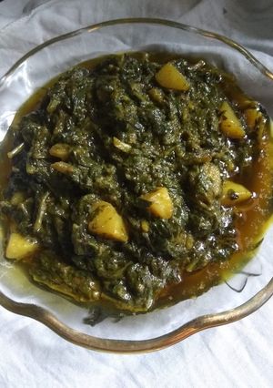 A picture of Palak aloo ki sabji.