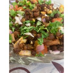 A picture of Chana chaat In Bombay style.