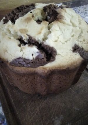Una foto de Bizcochuelo marmolado de limón