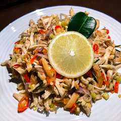 A picture of Ayam Suwir Sambal Matah.