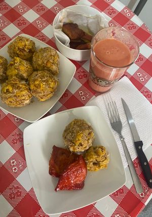 Una foto de Tacacho con cecina (peruvian jungle food)