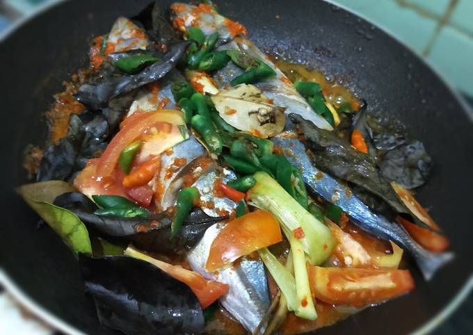 Pepes Ikan Kembung Layang Teflon Mudah, Enak, dan Ekonomis