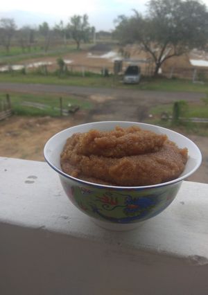 A picture of Sooji Gur halwa.