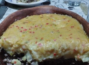 Una foto de Pastel de papa con topping de choclo
