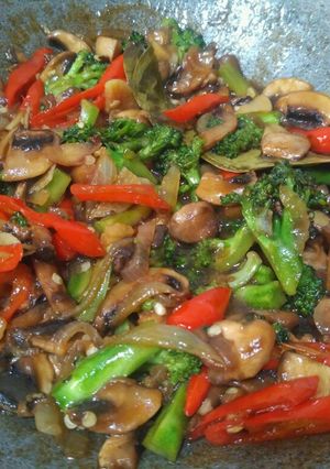 Foto resep Tumis jamur kancing brokoli