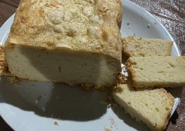 Bizcochuelo sin gluten en panificadora Atma