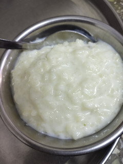 ખીર (Kheer Recipe In Gujarati) રેસીપી મુખ્ય ફોટો