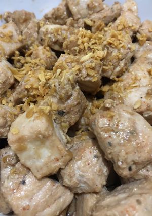 A picture of Garlic Malasugue (Marlin) Salpicao.