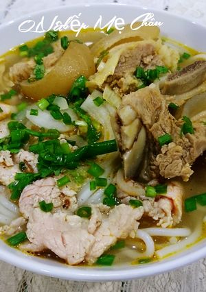 Hình của món Bún sườn bò bò tái.