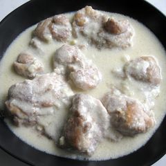 A picture of Chicken Simmered in Milk.