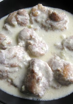 A picture of Chicken Simmered in Milk.