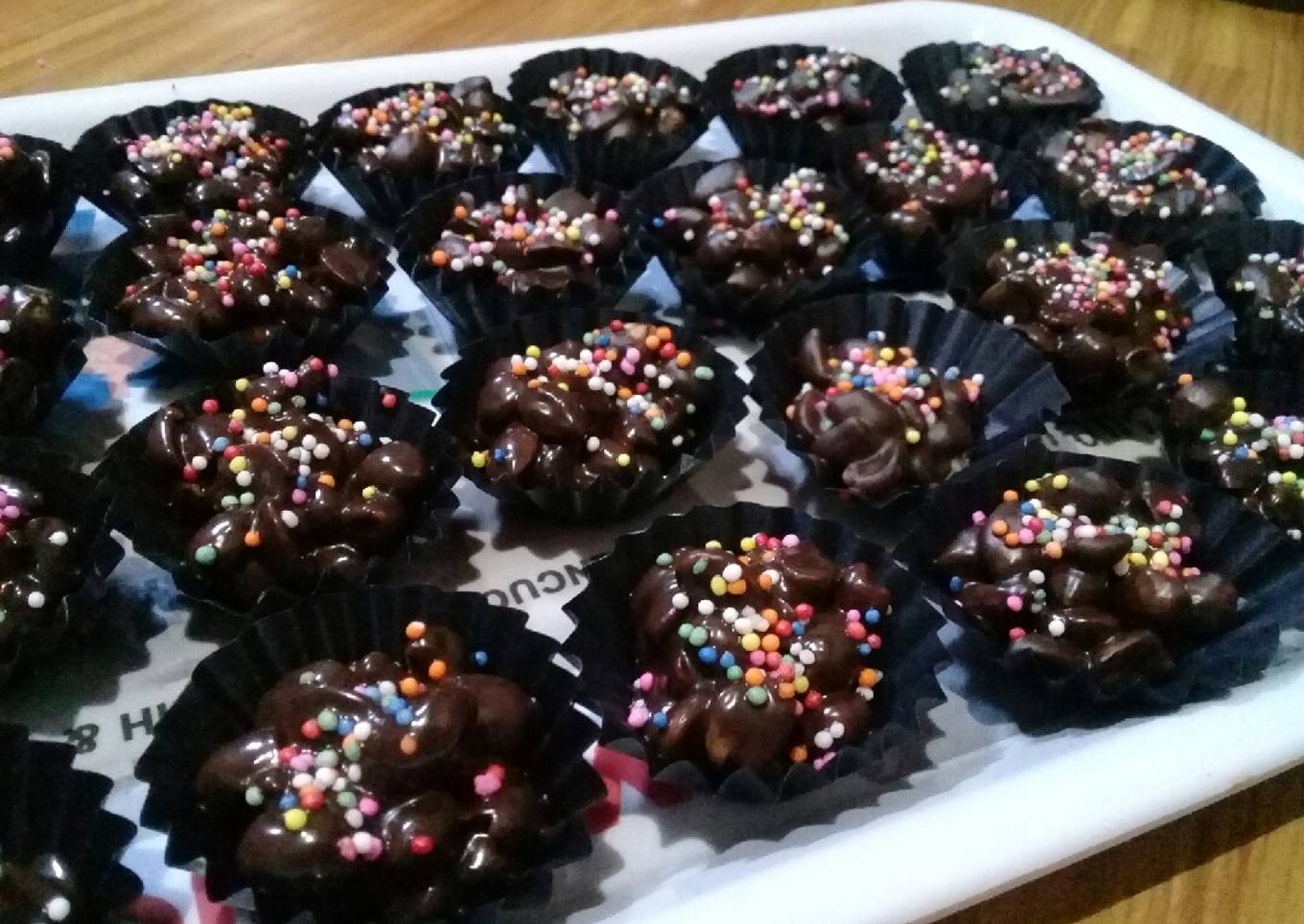Kue coklat kacang