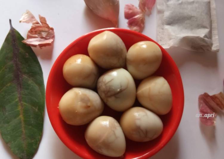 Pindang Telur Puyuh (marble egg)