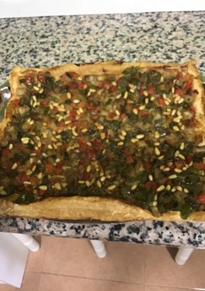Foto principal de Coca de hojaldre y verduras