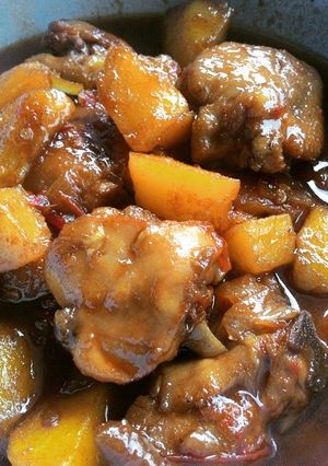 Foto resep semur ayam dan kentang