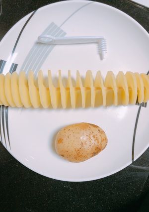 A picture of Fried Spiral Potatoes.