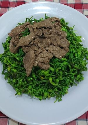 Hình của món Bông lý xào thịt bò.