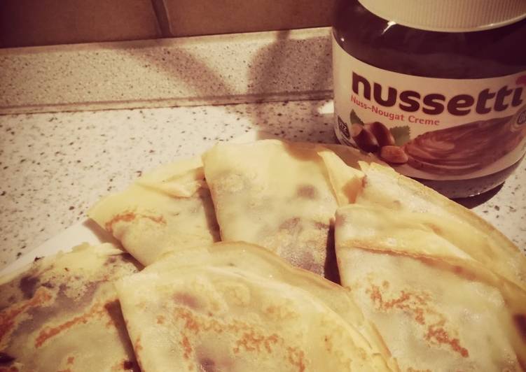 Crepes lembut isi nutella