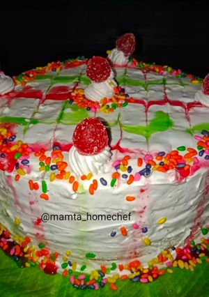 A picture of White Forest Cake.