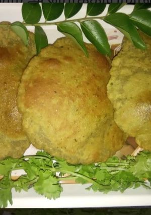 கருவேப்பிலை கொத்தமல்லி இலை பூரி செய்முறை முக்கிய புகைப்படம்