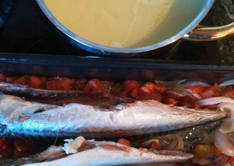 Melva al horno y puré de patata con mantequilla