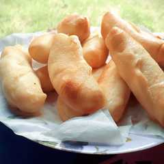 รูปของ Roti goreng isi pisang coklat