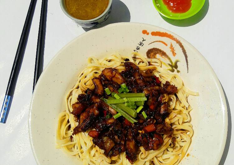 Resep Jjajangmyeon (짜장면) Korea Versi Ekonomis yang Sempurna