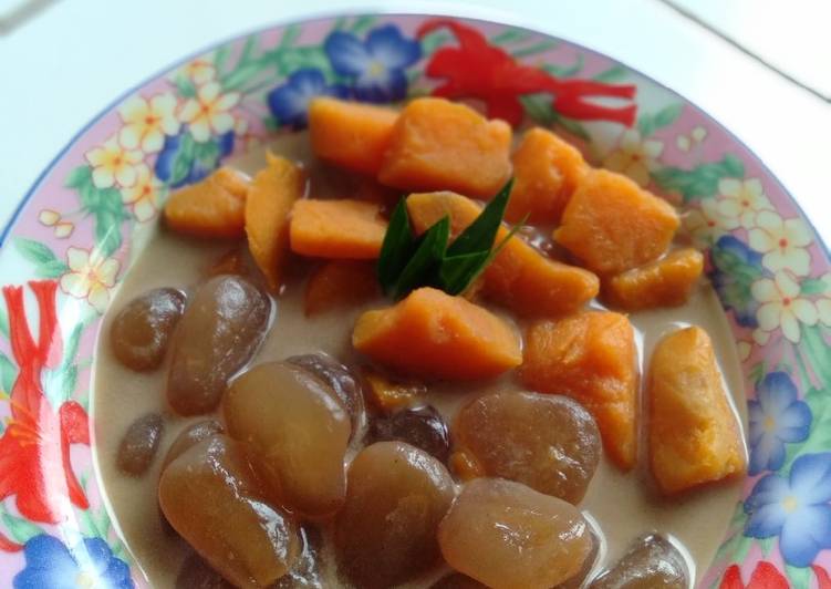 Kolak Kolang Kaling Ubi