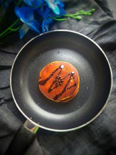 চকলেট চিপস প্যানকেক(Chocolate chips pancake recipe in Bengali) রেসিপির প্রধান ছবি