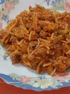 Una foto de Boloñesa especial de fideos