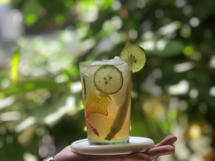 Langkah Mudah untuk Menyiapkan Resep Iced Lemon Tea with &amp;#39;Lemongrass&amp;#39; yang Enak Banget Anti Ribet, Menggugah Selera