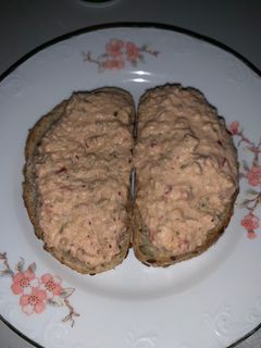 Una foto de Sándwich pijo de atún