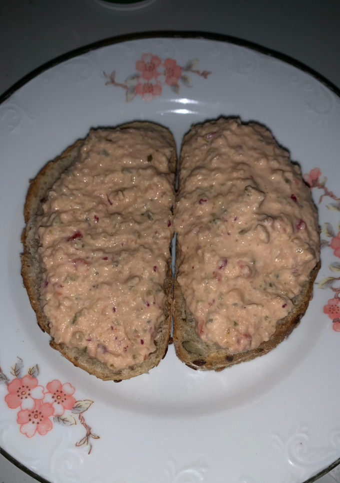 Una foto de Sándwich pijo de atún