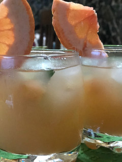 Una foto de Pisco pomelo