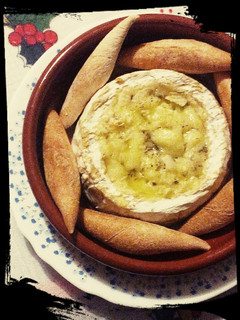 Una foto de Camembert al horno
