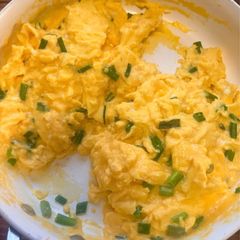 Moms Perfect Scrambled Eggs A picture of Moms Perfect Scrambled Eggs.