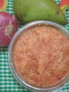 કાચી કેરી ડુંગળી નો છુંદો (Raw Mango Onion Chhundo Recipe In Gujarati રેસીપી મુખ્ય ફોટો