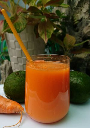 Hình của món Nước ép cam cà rốt.