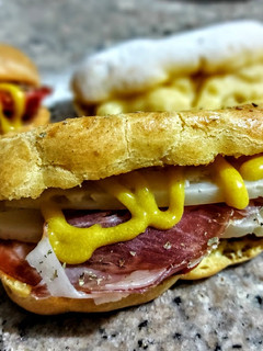 Una foto de PEPITO🌭Con ECLAIRS...!