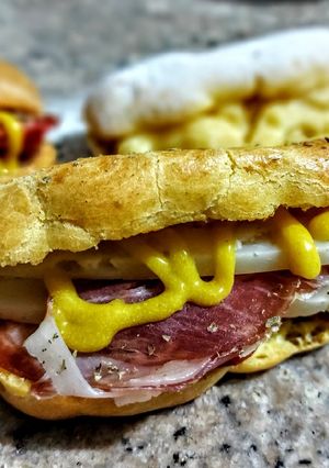 Una foto de PEPITO🌭Con ECLAIRS...!